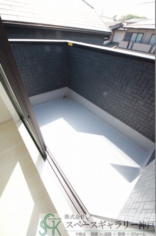 神陵台9丁目戸建のバルコニー