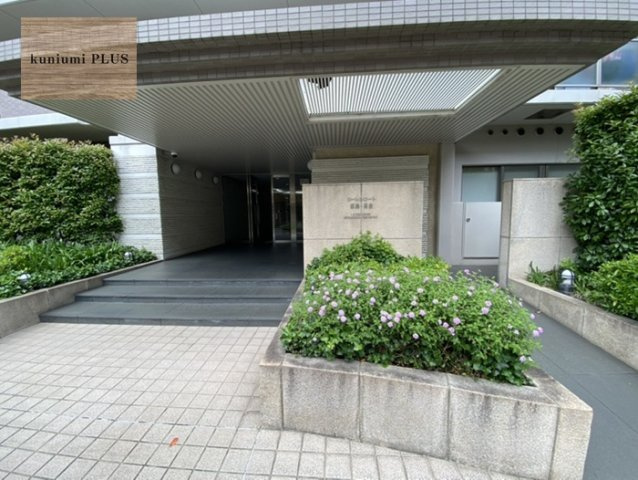 ローレルコート都島・高倉のエントランス