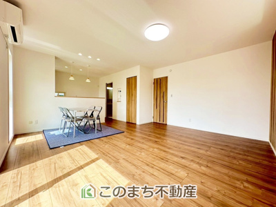 【居間・リビング】 | ワイウッドコート宇都宮市兵庫塚第1期　2号棟 | 
