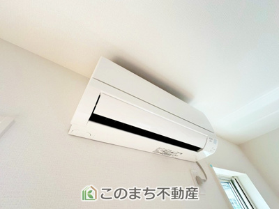 【設備】 | ワイウッドコート宇都宮市兵庫塚第1期　2号棟 | リビングにはエアコン標準装備♪
