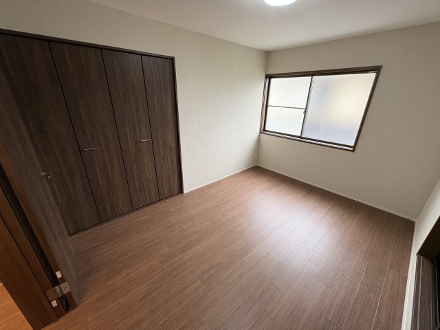 神戸市西区宮下３丁目戸建の洋室