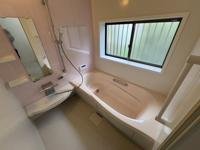 神戸市西区宮下３丁目戸建の浴室