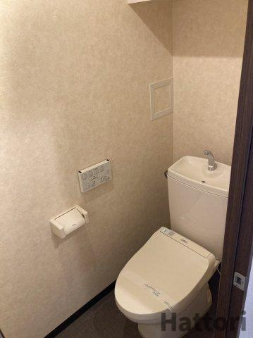 吹田市佐井寺３丁目の賃貸マンションのトイレ