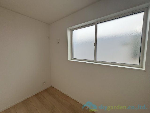 秦野市曽屋第27　新築戸建　全3棟2号棟の子供部屋