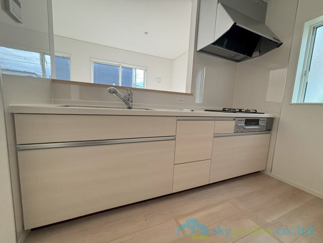 秦野市曽屋第27　新築戸建　全3棟2号棟のキッチン