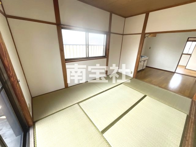 【寝室】