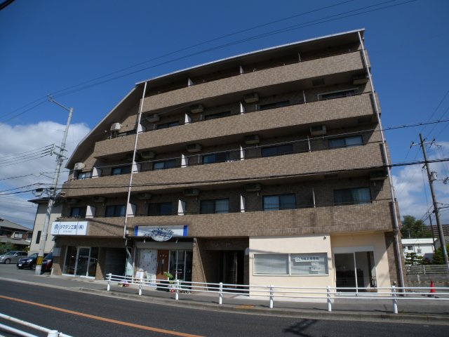 リバーサイド岡田