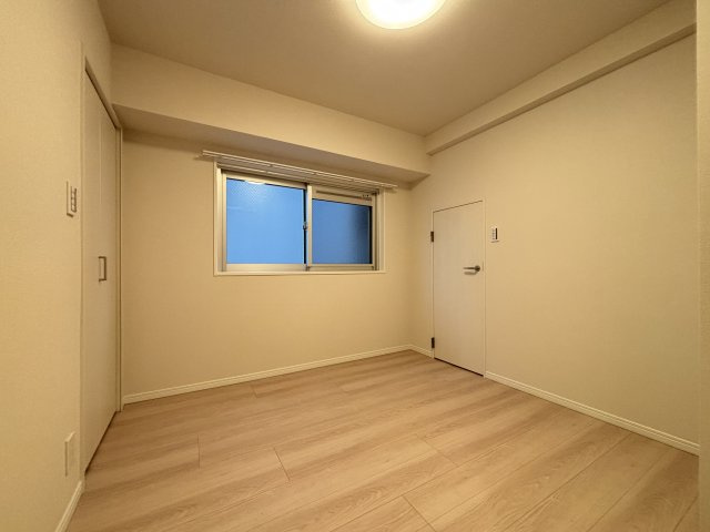 迦葉三鷹マンションの洋室