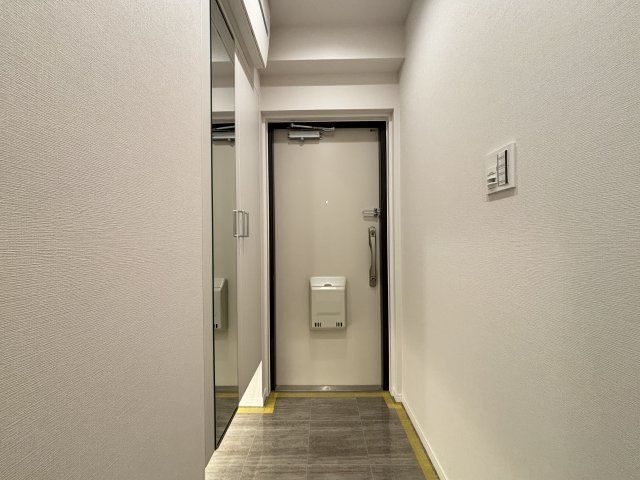 迦葉三鷹マンションの玄関