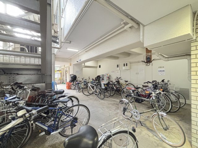 迦葉三鷹マンションの駐輪場