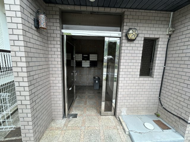 HILL TOP TERACCE（ヒルトップテラス）のエントランス