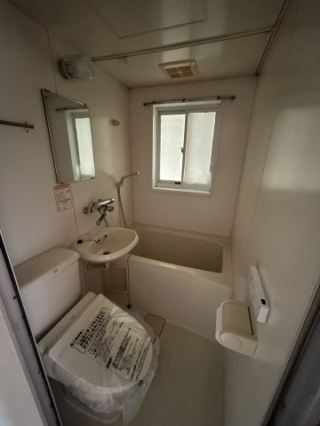 ロッヂ・福田の浴室