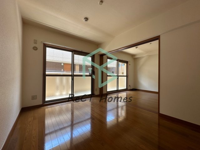 姫路市栗山町の賃貸マンションの居間・リビング