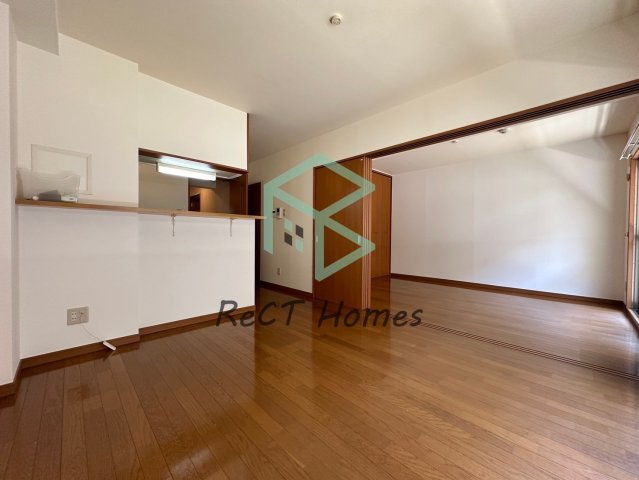 姫路市栗山町の賃貸マンションの居間・リビング