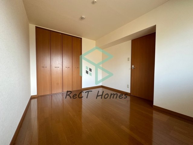 姫路市栗山町の賃貸マンションの居間・リビング