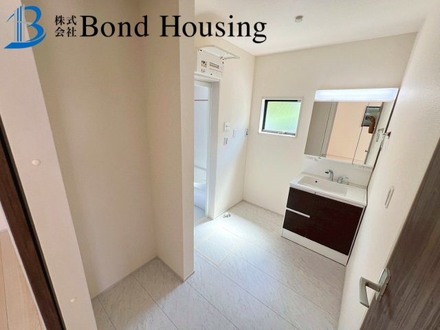 LDKは広々18帖・照明器具付き　垂水区名谷町のその他