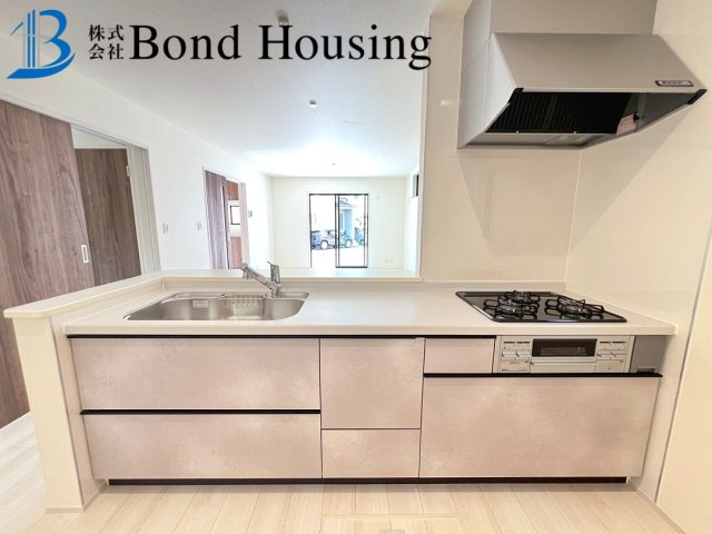 LDKは広々18帖・照明器具付き　垂水区名谷町のキッチン