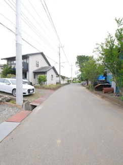 【前面道路含む現地写真】 | 前面道路幅員約5.5ｍ