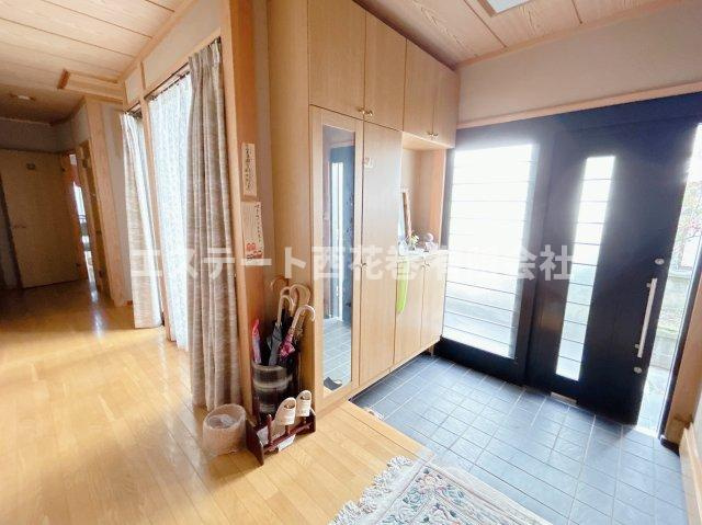 花巻市若葉町一丁目　土地建物の玄関