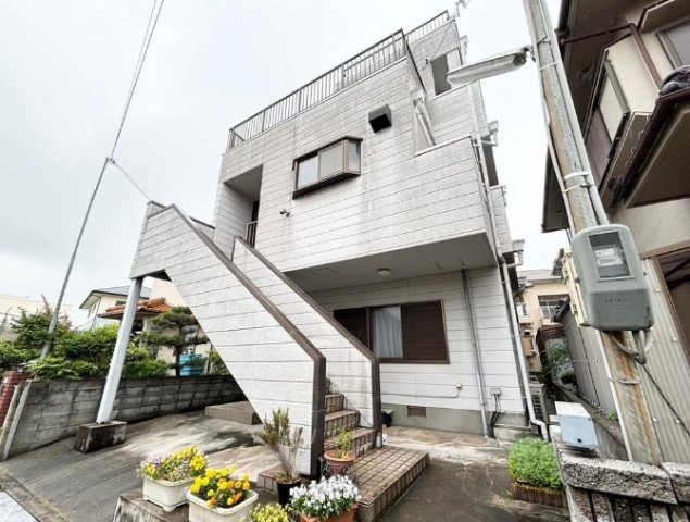 明石市大久保町大窪の外観