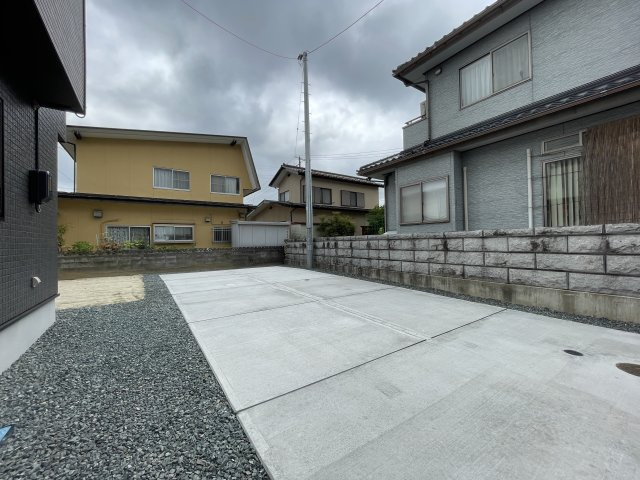 新築戸建・建売　福島市北沢又川寒　全 1 棟の駐車場