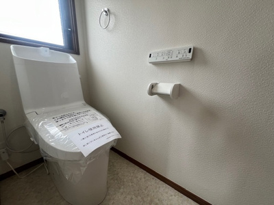 【トイレ】 | 藤沢市下土棚　戸建て | 清潔感のあるトイレです