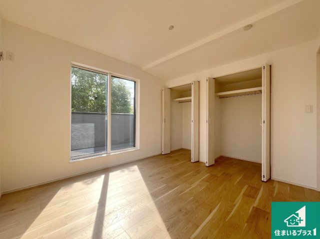 神戸市西区狩場台　第26期　新築一戸建ての洋室|収納スペースが充実しているので子供の成長に合わせてたくさん収納ができます！家族構成に合わせた様々な活用ができる収納！