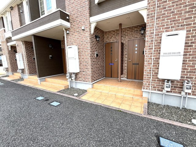 セイバリー メゾンBのエントランス