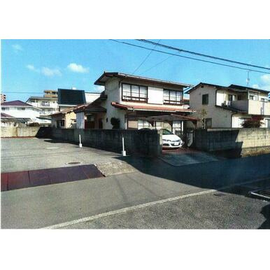 上市1丁目の外観