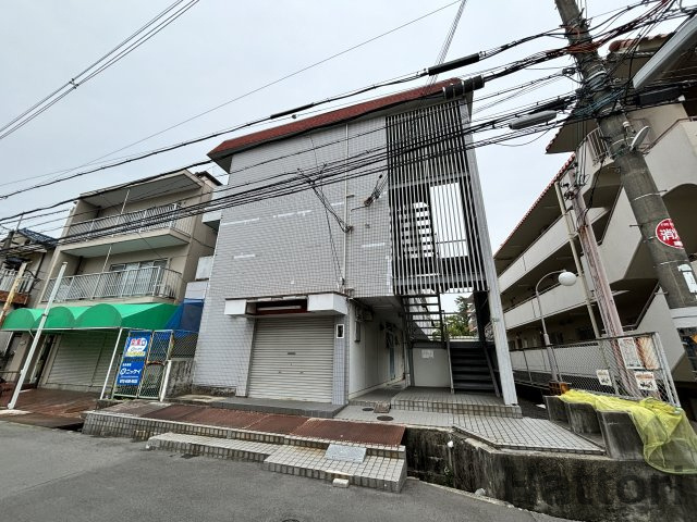 栄穂マンション