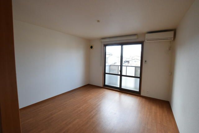 グランドールの洋室