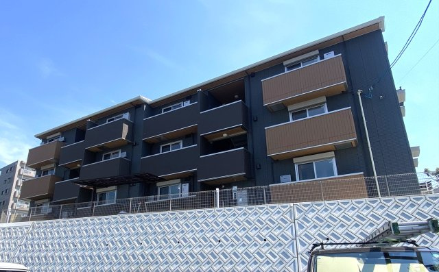 メゾン　ルナール