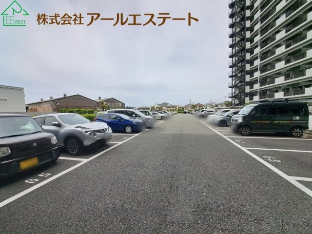 ネオハイツ姫路アメティ228　山陽電鉄「西飾磨駅」徒歩15分の駐車場