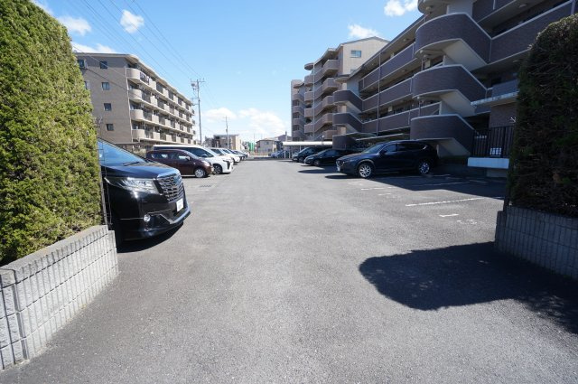 ゼファーシャン・ティオン蘇我壱番館の駐車場|詳細、ご不明点等、お気軽にご連絡ください！