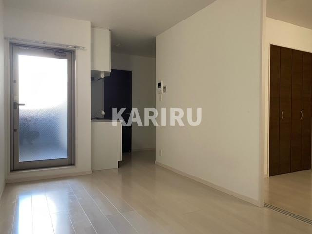 F asecia TINOの居間・リビング