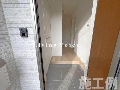 【玄関】 | 【仲介手数料０円】相模原市南区新戸第14　新築一戸建て　2号棟　全2棟 | 相模原市南区新戸第14　新築一戸建て　全2棟