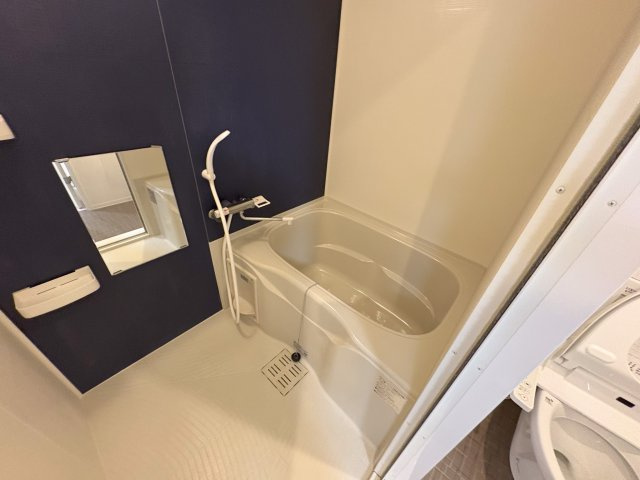 ウエンズ阿波座西の浴室