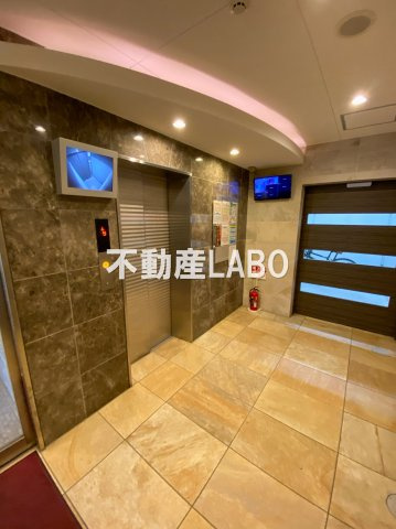 ウエンズ阿波座西のロビー