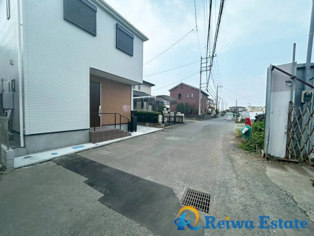 新築戸建　茅ヶ崎市赤羽根の前面道路含む現地写真
