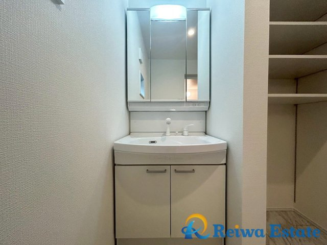 新築戸建　茅ヶ崎市赤羽根の独立洗面台