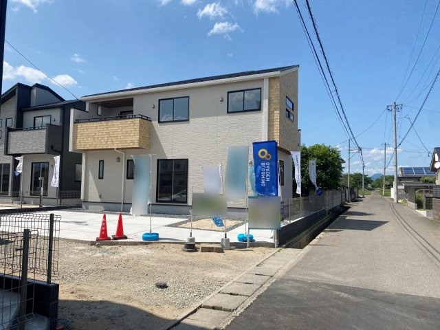 新築戸建・建売　福島市八木田水神　BLOOMING GARDEN　全4棟の前面道路含む現地写真