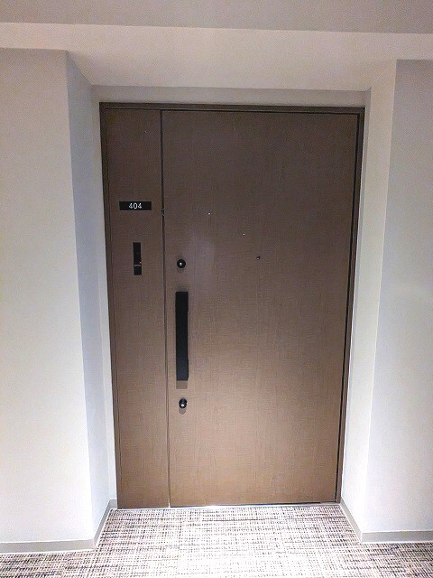 ミリアレジデンス浅草橋Ⅱの設備|玄関にTVモニター付きインターホン付きです