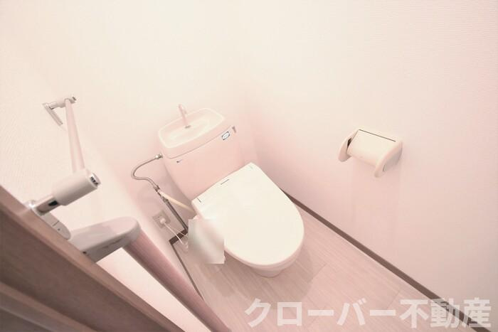 コウジィーコート前川のトイレ|温水洗浄暖房便座