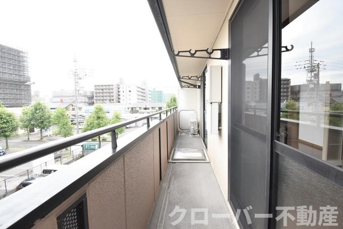 コウジィーコート前川のバルコニー|バルコニー