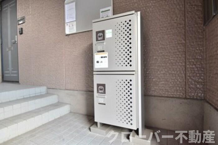 コウジィーコート前川のその他共用部分|宅配ボックス