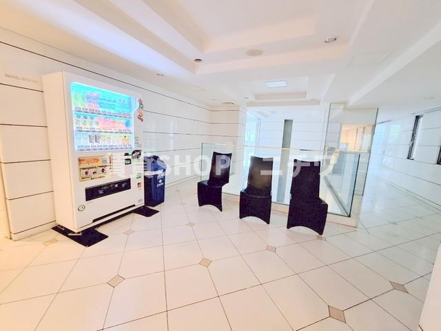 ナビウス西新宿のロビー|☆エントランス☆
