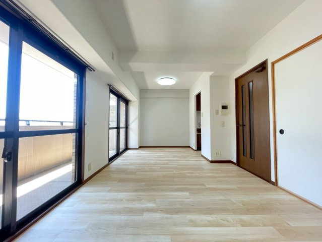 鹿児島市東郡元町の中古マンションの居間・リビング