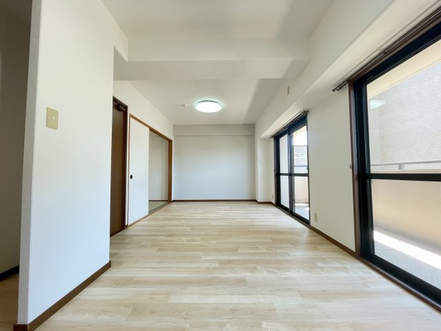 鹿児島市東郡元町の中古マンションの居間・リビング