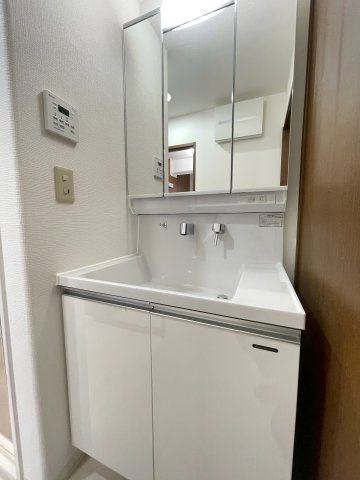 鹿児島市東郡元町の中古マンションの独立洗面台