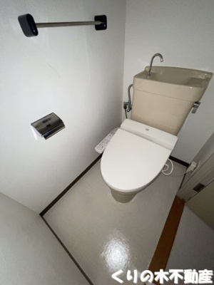 【トイレ】 | センチュリーハイツ | 落ち着いたトイレです